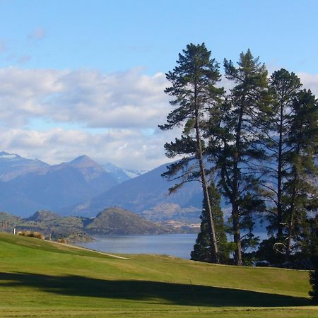 Golfcourse Road Chalets And Lodge Wanaka Exterior photo